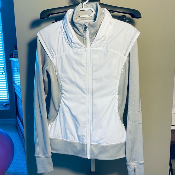 Lululemon Snug Sprinter Jacket - Picture 2 of 14